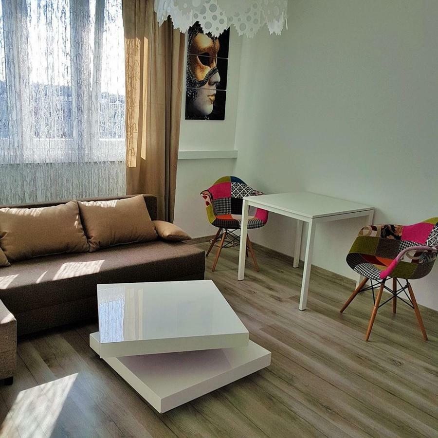 Boleslaviaapartments - Apartament Novum Poza Strefa Platnego Parkowania Boleslawiec  Esterno foto